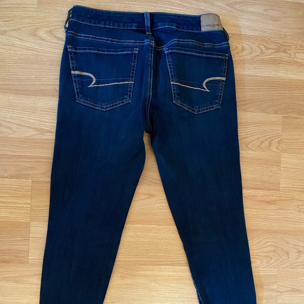 Size 6 Dark Blue American Eagle skinny jeans